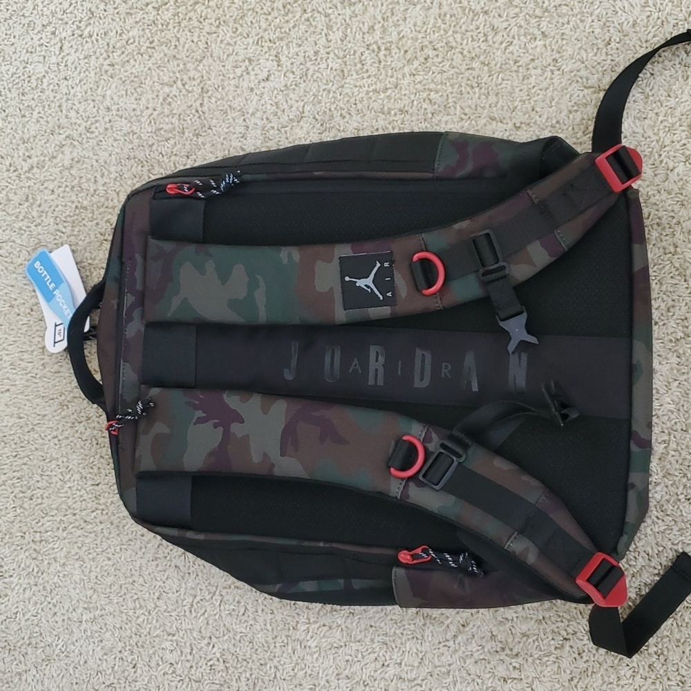 Jordan Hesi Camo Back Pack. #MA0838-650 - Picture 5 of 7